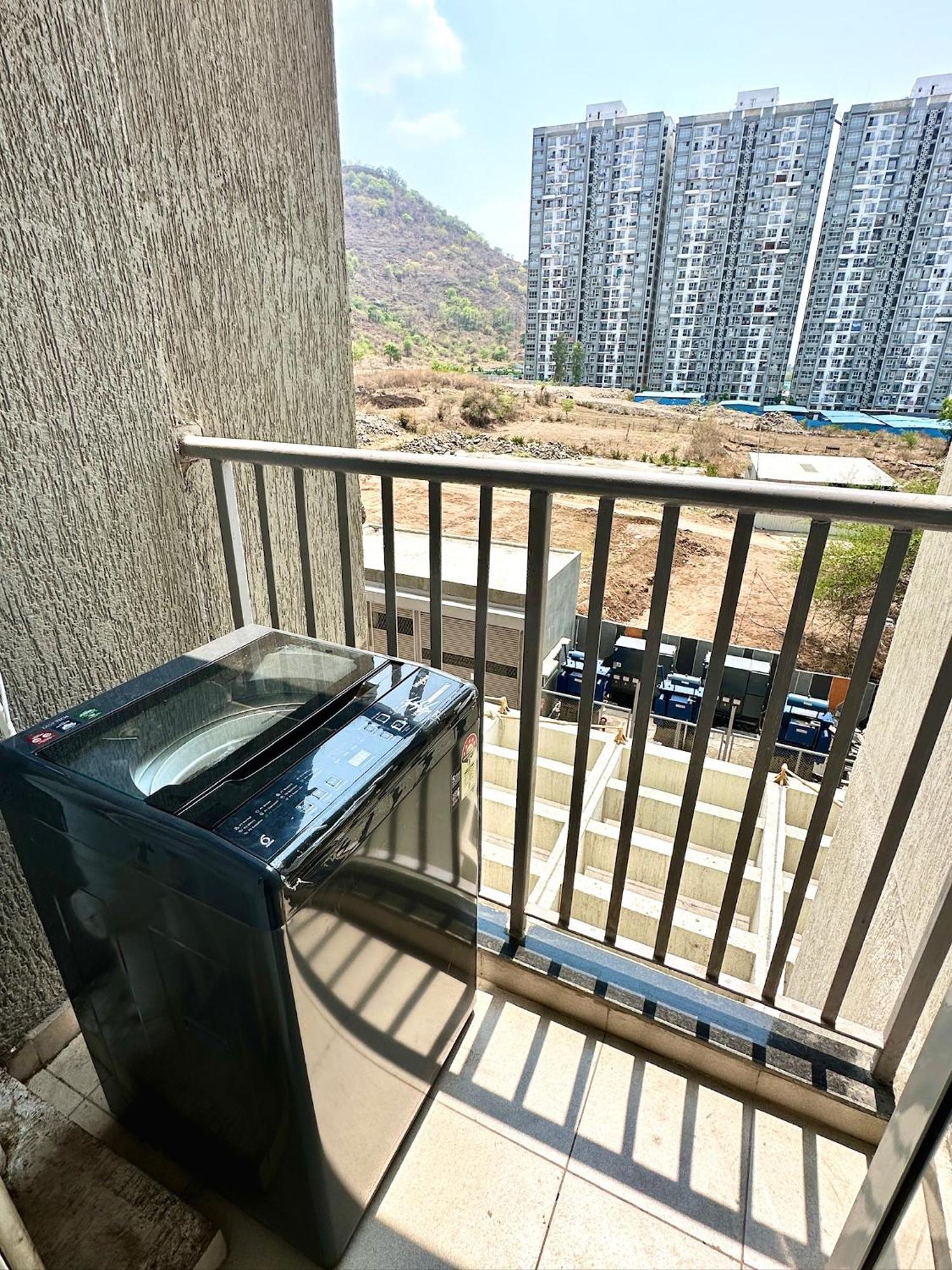 Peacock Palace 2Bhk Modern Ac Flat In Baner ปูเน่ ภายนอก รูปภาพ